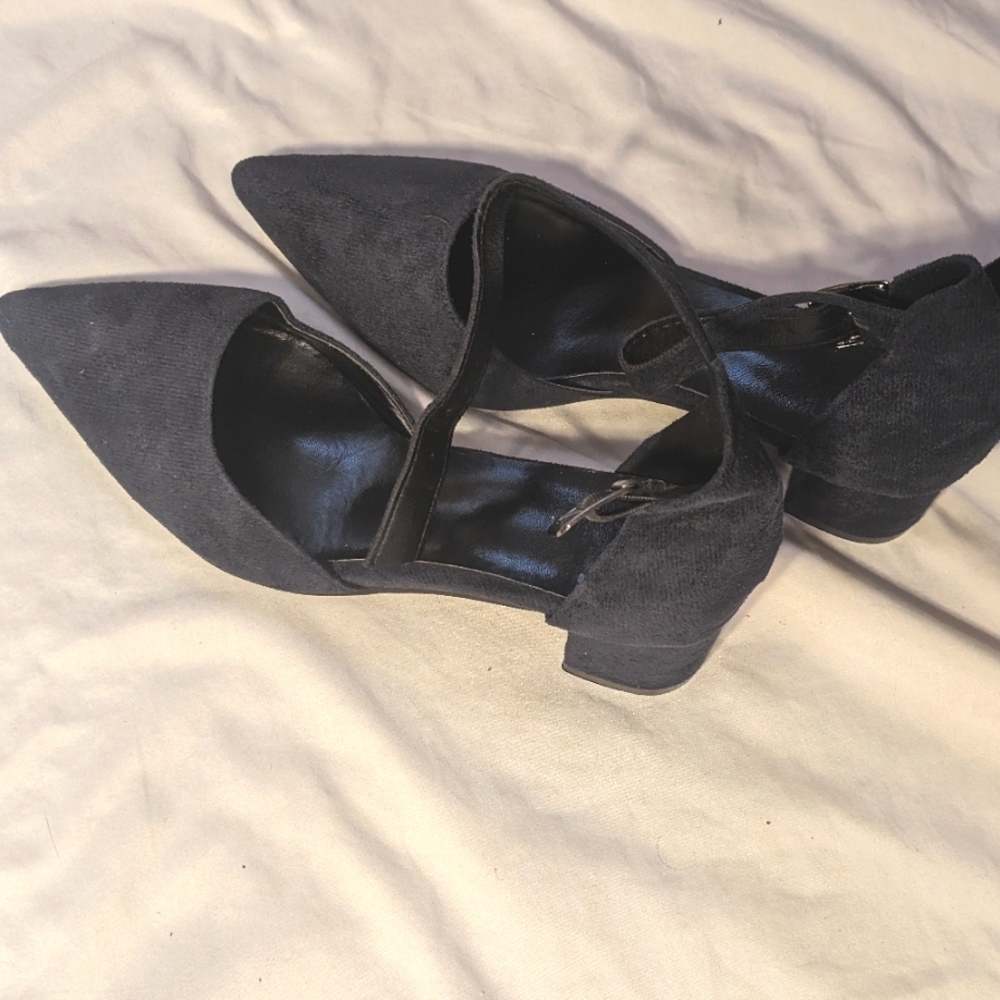 Navy D'Orsay Pointed Toe Heels size 10